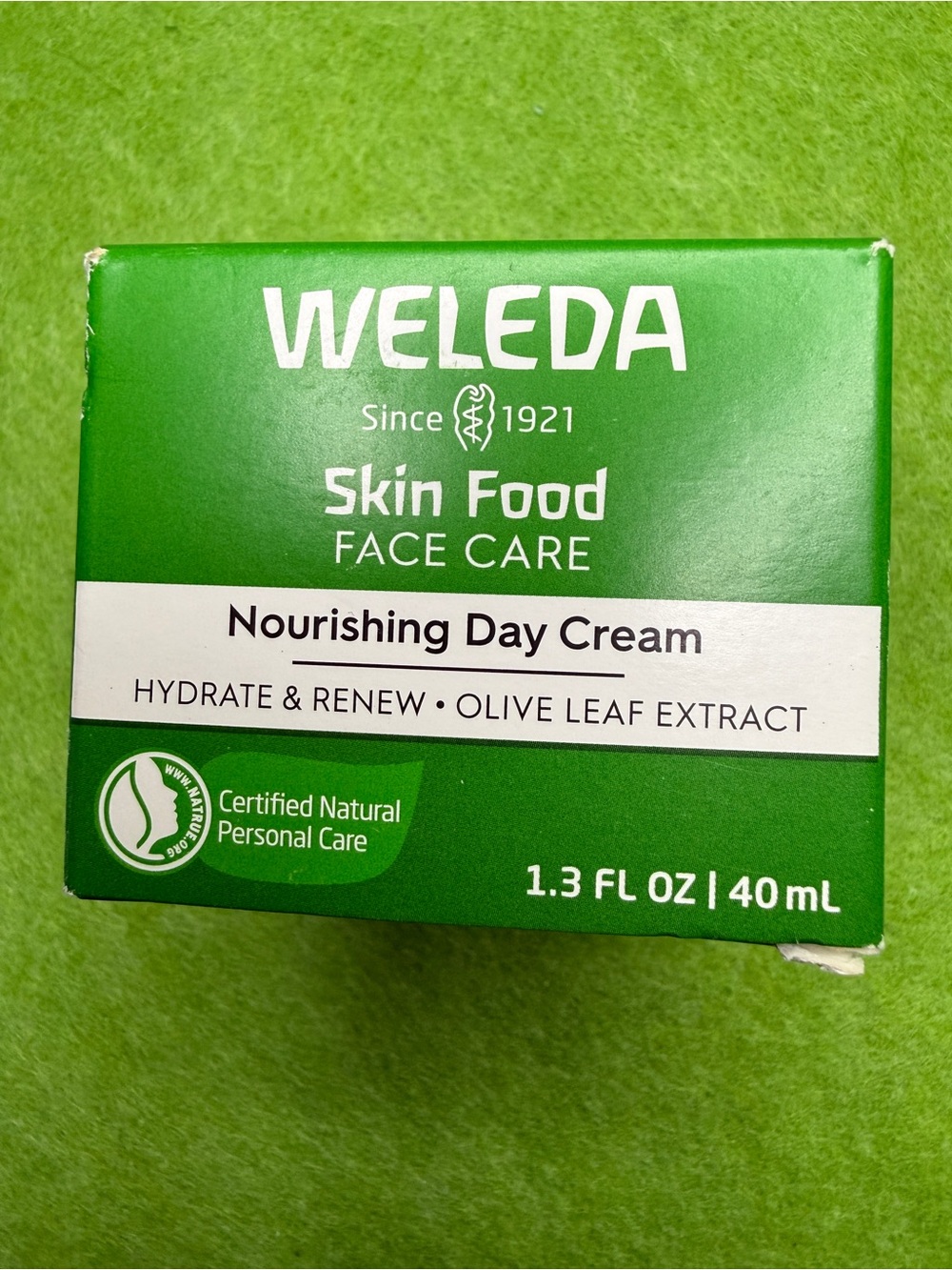 Weleda Skin Food Face Care Nourishing Day Cream — Green